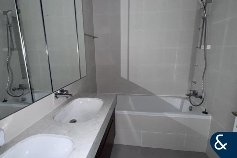 Dubai Harbour, Dubai, UAE의 임대용 아파트 침실 2개, 137제곱미터 번호 668403 - 사진 17