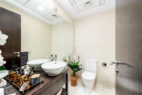 Apartment til leje i Dubai Marina, Dubai, UAE 3 soveværelser, 199.38 kvm № 750257 - foto 7