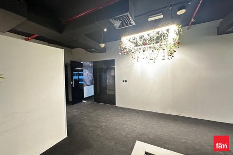 Zyrë në Business Bay, Dubai, Emiratet e Bashkuara Arabe 97.8 m2. № 711409 - Foto 11