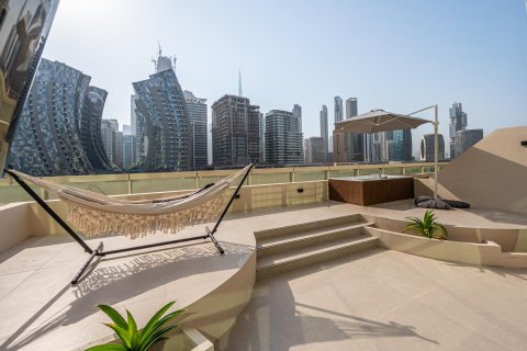 Apartment in Business Bay, Dubai, UAE 1 bedroom, 119.75 sq.m. № 748491 - photo 15