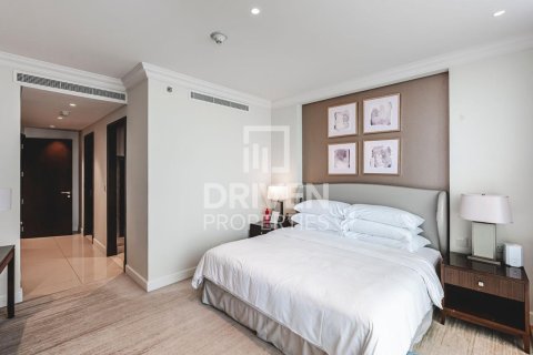 Appartement te huur in Downtown Dubai (Downtown Burj Dubai), Dubai, VAE 2 slaapkamers, 126.53 vr.m., nr 744907 - foto 9