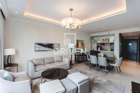 Appartement te huur in Downtown Dubai (Downtown Burj Dubai), Dubai, VAE 2 slaapkamers, 126.53 vr.m., nr 744907 - foto 3