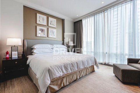 Appartement te huur in Downtown Dubai (Downtown Burj Dubai), Dubai, VAE 2 slaapkamers, 126.53 vr.m., nr 744907 - foto 8