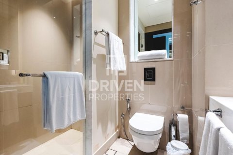 Appartement te huur in Downtown Dubai (Downtown Burj Dubai), Dubai, VAE 2 slaapkamers, 126.53 vr.m., nr 744907 - foto 11