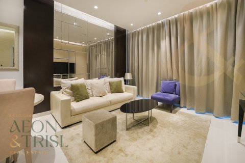 Appartement à vendre à  Downtown Dubai (Downtown Burj Dubai), Dubai, EAU 2 chambres, 99 m2 № 648112 - photo 2