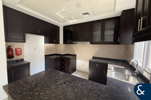 Müüa villa asukohaga Dubai Land, AÜE: 2 magamistoaga, 176 m² Nr 697797 - pilt 5