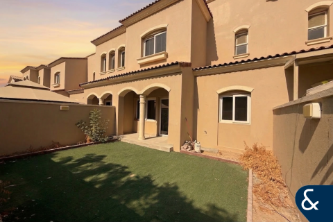 Müüa villa asukohaga Dubai Land, AÜE: 2 magamistoaga, 176 m² Nr 697797 - pilt 2