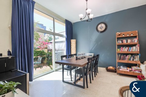 Townhouse sa Jumeirah Village Circle, Dubai, UAE 3 silid-tulugan, 286 sq.m. № 697796 - larawan 4