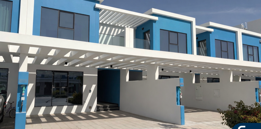 Таунхаус в Damac Lagoons, Дубай, ОАЭ 4 спальни, 144м2 № 697793