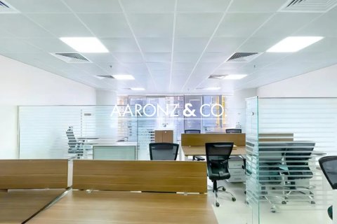 Oficina en alquiler en Business Bay, Dubai, EAU 82.5 m2 № 670726 - foto 3