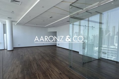 Oficina en alquiler en Business Bay, Dubai, EAU 90.5 m2 № 670729 - foto 2