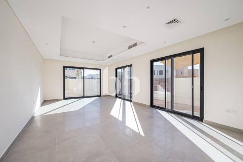 Al Rahmaniya, Sharjah, UAE의 판매용 빌라 침실 3개, 208제곱미터 번호 642859 - 사진 4