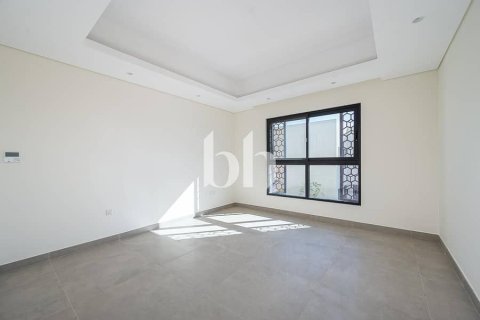 Al Rahmaniya, Sharjah, UAE의 판매용 빌라 침실 3개, 208제곱미터 번호 642859 - 사진 13