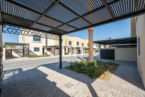 Al Rahmaniya, Sharjah, UAE의 판매용 빌라 침실 3개, 208제곱미터 번호 642859 - 사진 17
