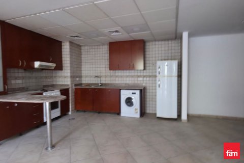 Apartmen di Motor City, Dubai, UAE 1 bilik tidur, 102.3 meter persegi № 727198 - foto 3
