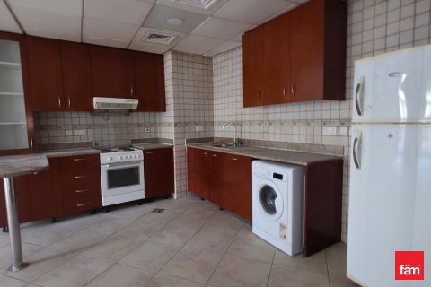 Apartmen di Motor City, Dubai, UAE 1 bilik tidur, 102.3 meter persegi № 727198 - foto 20
