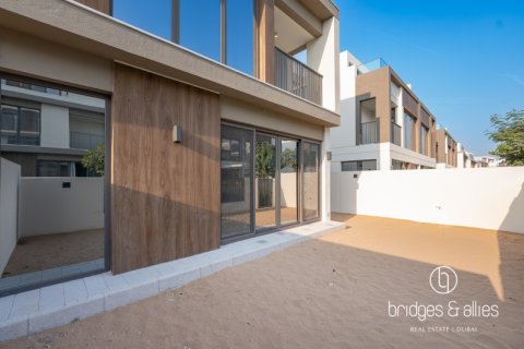 Üürile anda villa asukohaga Tilal Al Ghaf, Dubai, AÜE: 4 magamistoaga, 220 m² Nr 688212 - pilt 2