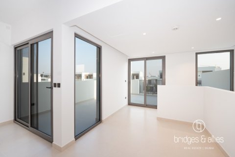 Üürile anda villa asukohaga Tilal Al Ghaf, Dubai, AÜE: 4 magamistoaga, 220 m² Nr 688212 - pilt 14