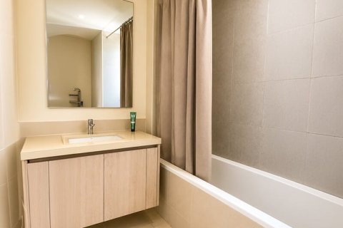Apartamento en venta en Dubai South (Dubai World Central), Dubai, EAU 2 dormitorios, 108 m2 № 719728 - foto 3