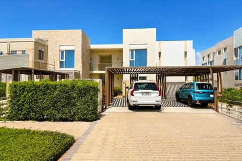Apartamento en venta en Dubai South (Dubai World Central), Dubai, EAU 2 dormitorios, 108 m2 № 719728 - foto 5