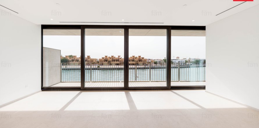 Apartment i Dubai, UAE 3 soveværelser, 202.7 kvm № 709958
