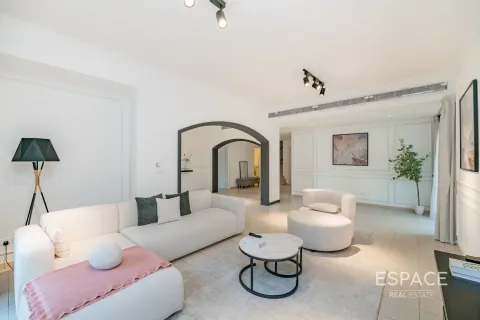 Meadows、Dubai、UAE にあるヴィラの賃貸物件 5ベッドルーム、353 m2、No650028 - 写真 3