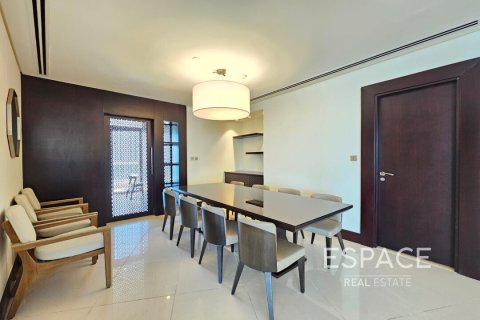 Downtown Dubai (Downtown Burj Dubai), UAE의 임대용 아파트 침실 2개, 172제곱미터 번호 650026 - 사진 13