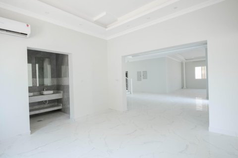 Villa te koop in Al Dhait, Ras Al Khaimah, VAE 5 slaapkamers, 1115 vr.m., nr 656886 - foto 12
