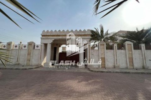 Villa te koop in Al Dhait, Ras Al Khaimah, VAE 2 slaapkamers, 279 vr.m., nr 656887 - foto 22