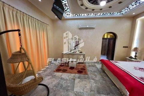 Villa te koop in Al Dhait, Ras Al Khaimah, VAE 2 slaapkamers, 279 vr.m., nr 656887 - foto 15