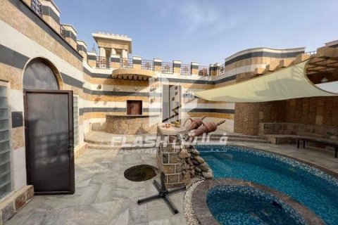 Villa te koop in Al Dhait, Ras Al Khaimah, VAE 2 slaapkamers, 279 vr.m., nr 656887 - foto 29
