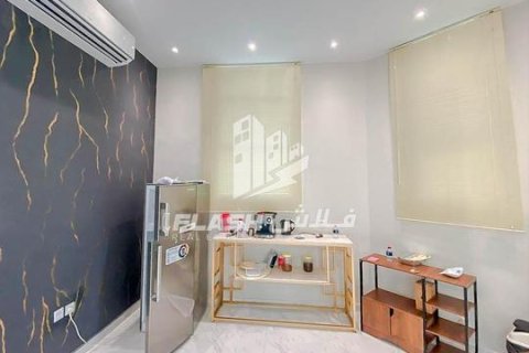 Ras Al Khaimah, UAE의 판매용 빌라 침실 4개, 929제곱미터 번호 656885 - 사진 10