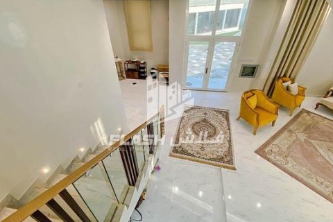 Ras Al Khaimah, UAE의 판매용 빌라 침실 4개, 929제곱미터 번호 656885 - 사진 9