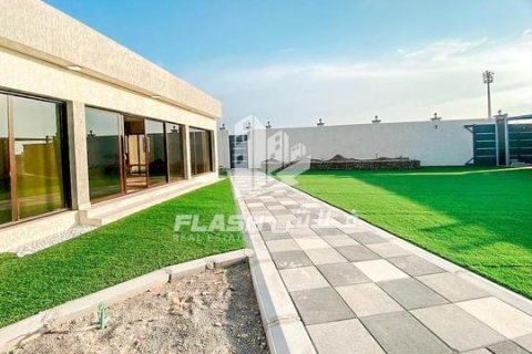 Ras Al Khaimah, UAE의 판매용 빌라 침실 4개, 929제곱미터 번호 656885 - 사진 16