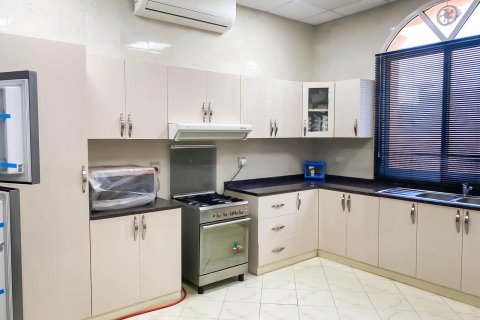 Villa à vendre à  Al Riffa, Ras Al Khaimah, EAU 6 chambres, 1394 m2 № 656889 - photo 7