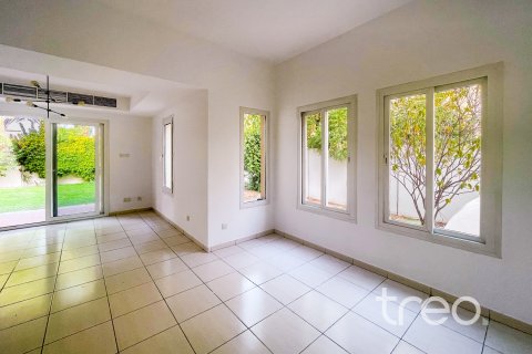 Villa The Springs, Dubaijā, AAE 3 istabas, 250.19 m2 Nr. 761407 - attēls 5