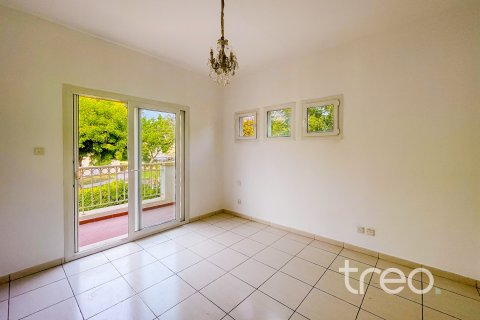 Villa The Springs, Dubaijā, AAE 3 istabas, 250.19 m2 Nr. 761407 - attēls 7