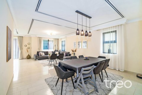 Vilë në Arabian Ranches 2, Dubai, Emiratet e Bashkuara Arabe 4 dhoma gjumi, 296.92 m2. № 761406 - Foto 3