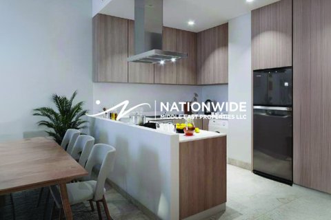 Abu Dhabi, BAE’de satılık duplex 3 yatak odası, 134 m&sup2; No 640749 - fotoğraf 6