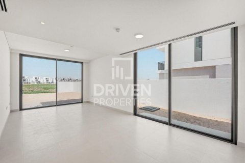 Huvila Dubai South (Dubai World Central), Dubai, Arabiemiraatit 4 makuuhuonetta, 564.2 m2 № 746117 - kuva 2