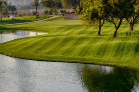 Pământ de vânzare în Dubai Hills Estate, Dubai, EAU 702 mp. №701147 - poză 10