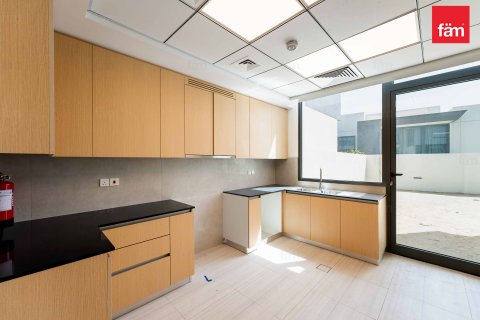 Řadový dům v Jebel Ali, Dubai, SAE 3 ložnice, 244.1 m² Č.: 635685 - fotografie 16