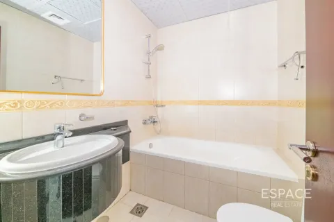 Apartmen di Dubai Marina, Dubai, UAE 4 bilik tidur, 295 meter persegi № 737773 - foto 12