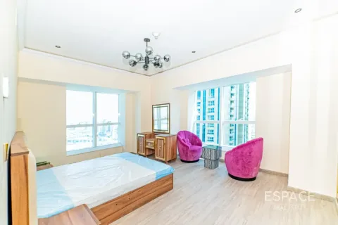 Apartmen di Dubai Marina, Dubai, UAE 4 bilik tidur, 295 meter persegi № 737773 - foto 7