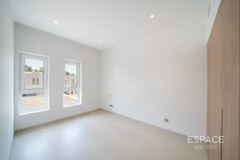 Willa na sprzedaż w Arabian Ranches, Dubai, ZEA 3 sypialnie, 236 mkw., nr 737787 - zdjęcie 10
