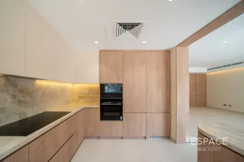 Willa na sprzedaż w Arabian Ranches, Dubai, ZEA 3 sypialnie, 236 mkw., nr 737787 - zdjęcie 5
