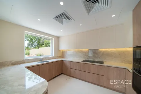 Willa na sprzedaż w Arabian Ranches, Dubai, ZEA 3 sypialnie, 236 mkw., nr 737787 - zdjęcie 6