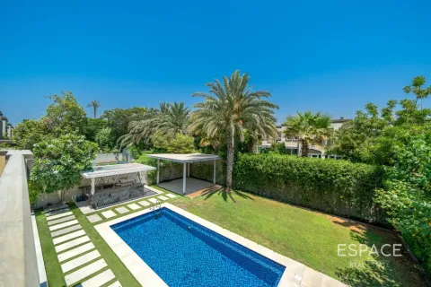 Willa na sprzedaż w Jumeirah Park, Dubai, ZEA 5 sypialnie, 436 mkw., nr 737786 - zdjęcie 2
