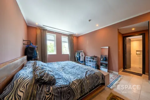 Willa na sprzedaż w Jumeirah Park, Dubai, ZEA 5 sypialnie, 436 mkw., nr 737786 - zdjęcie 14