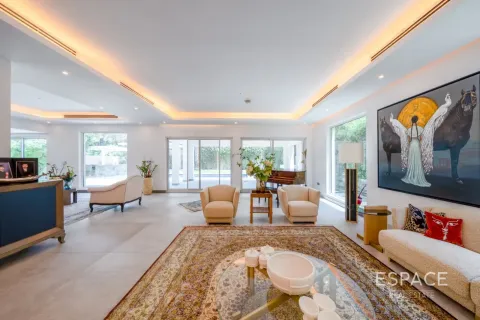 Willa na sprzedaż w Jumeirah Park, Dubai, ZEA 5 sypialnie, 436 mkw., nr 737786 - zdjęcie 3